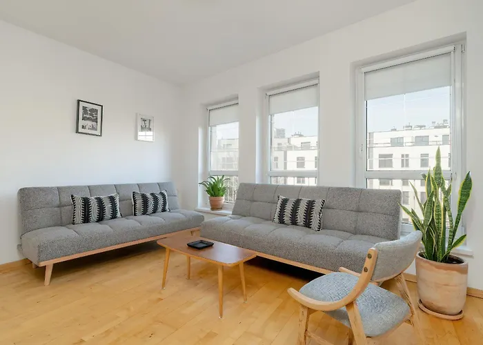 Apartament Spacious&bright With Parking By Renters *